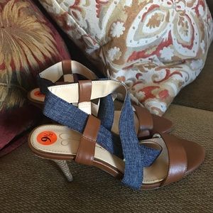 Jessica Simpson heels